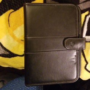 A Franklin covey day one organizer